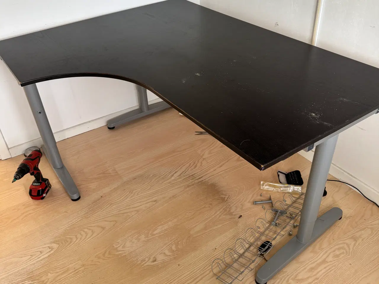 Billede 2 - skrivebord