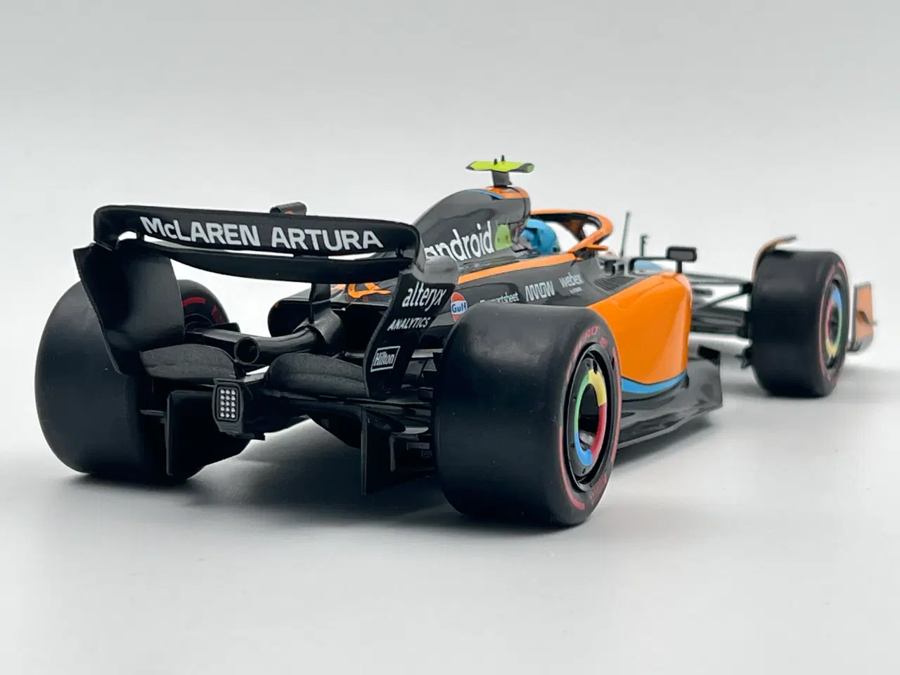 Billede 4 - 2022 McLaren Mercedes MCL36 #4 - 1:18  Driver: Lan