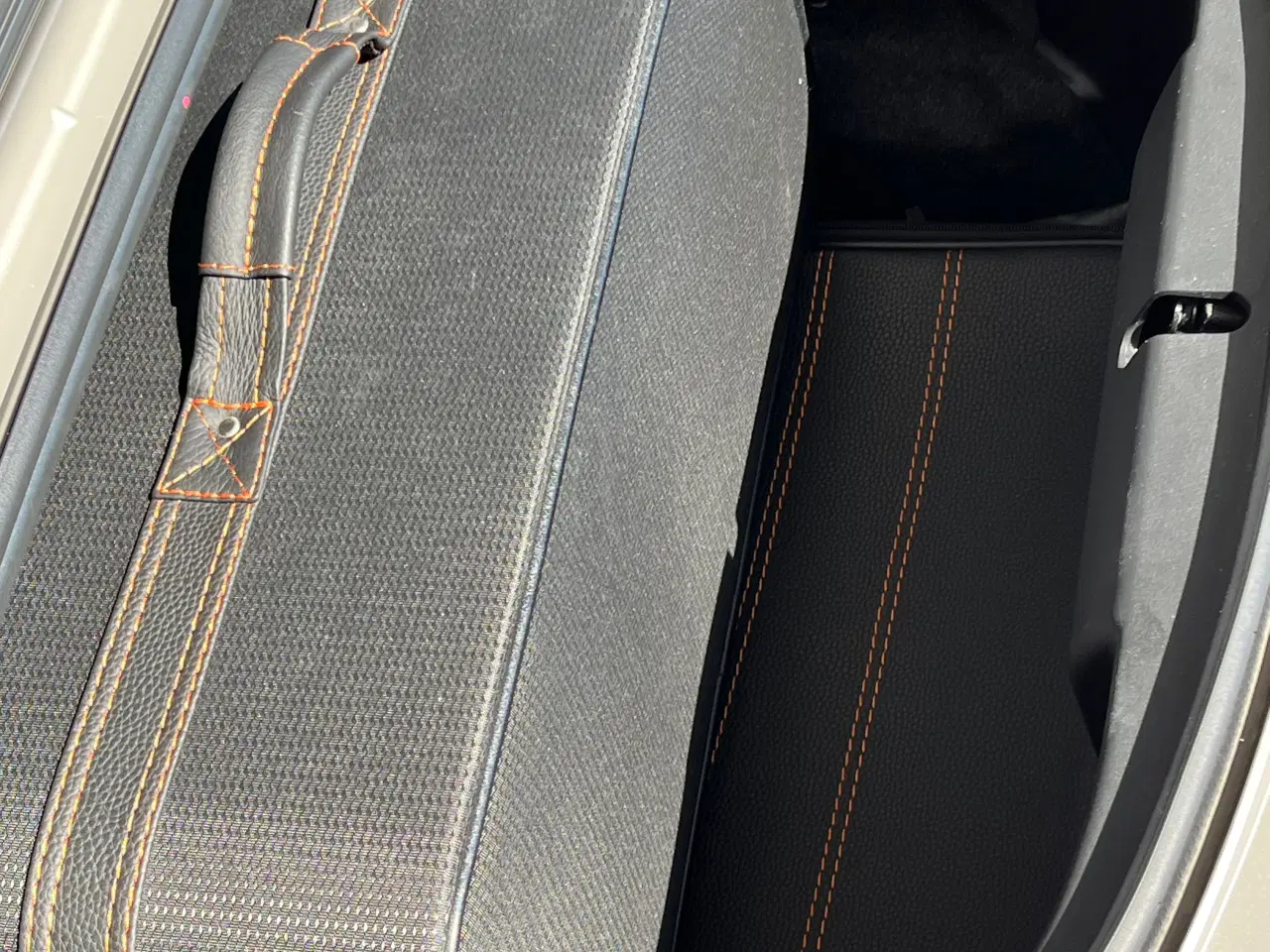 Billede 3 - Kuffertsæt til Mazda MX 5 ND.