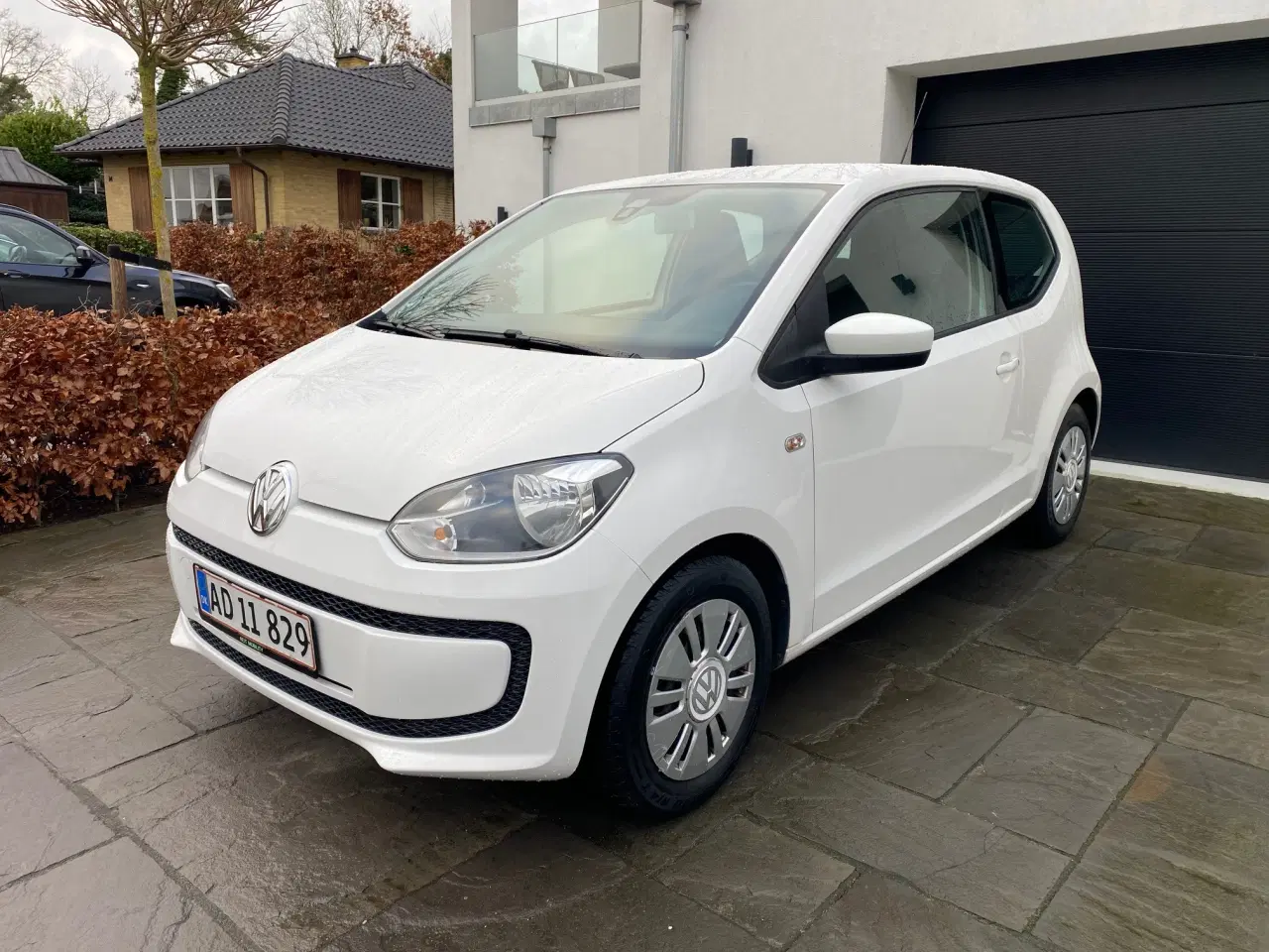 Billede 1 - VW Up! 1.0 60HK Move Up! BlueMotion BMT 3-dørs