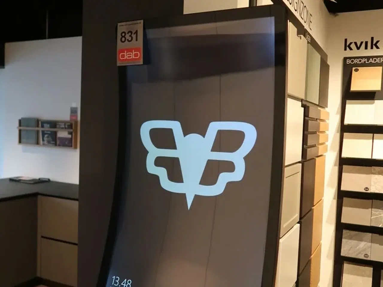 Billede 2 - Beat Curved Touchscreen Monitor med indbygget computer