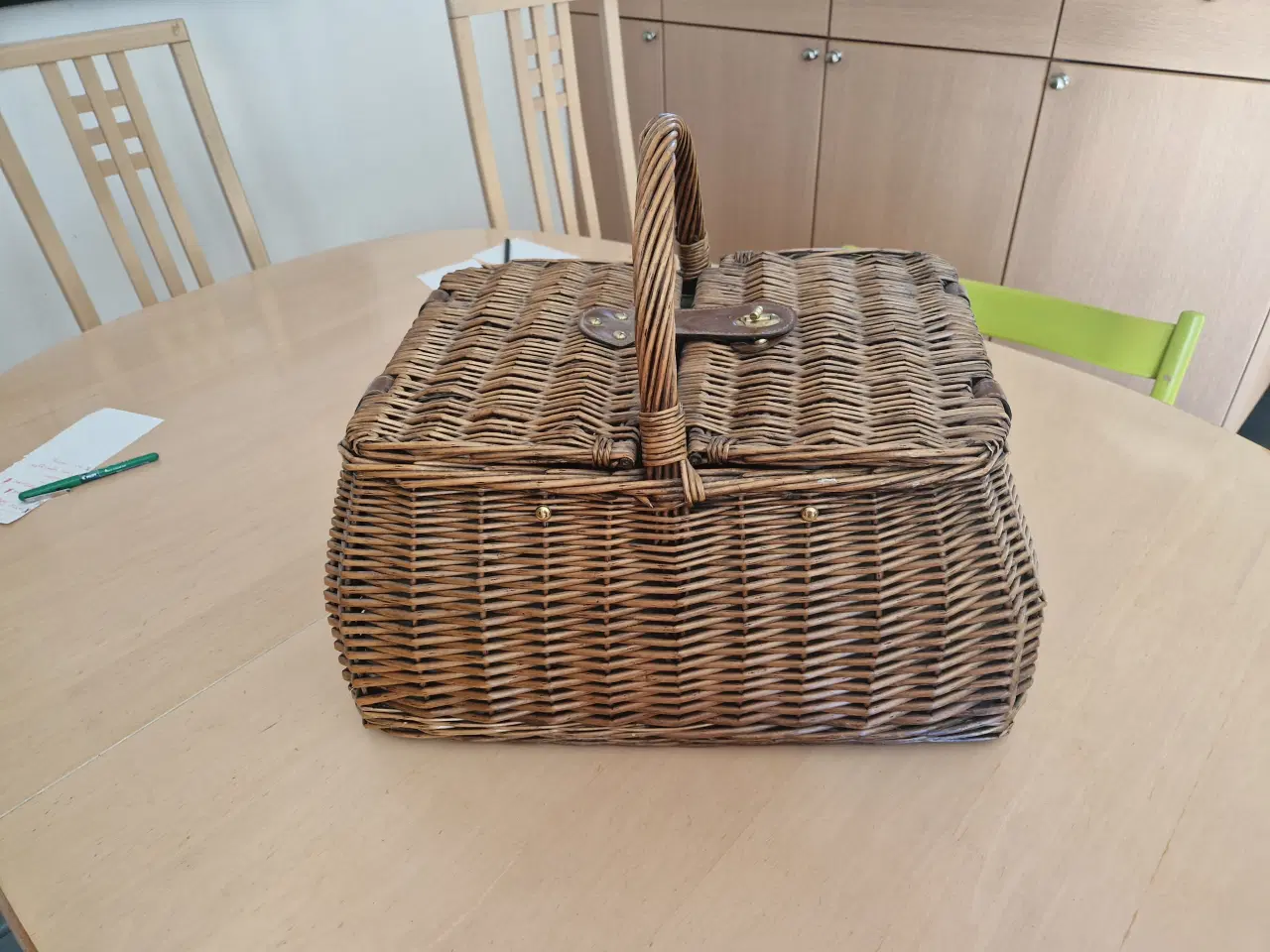 Billede 5 - Picnickurv med service til 4