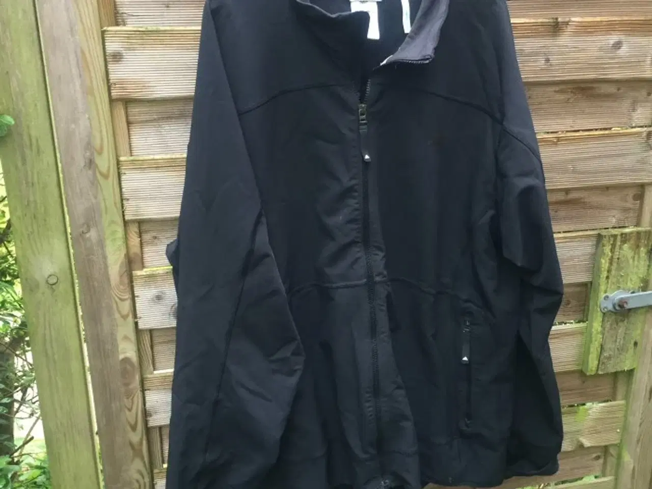 Billede 1 - Adidas jakke – softshell