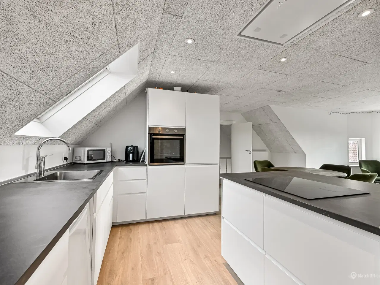 Billede 13 - Istandsat boligudlejningsejendom med 2 lejligheder ved Herning