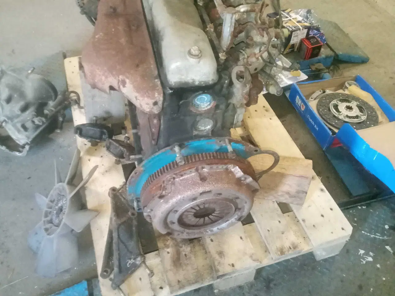 Billede 3 - Toyota Hj60 motor