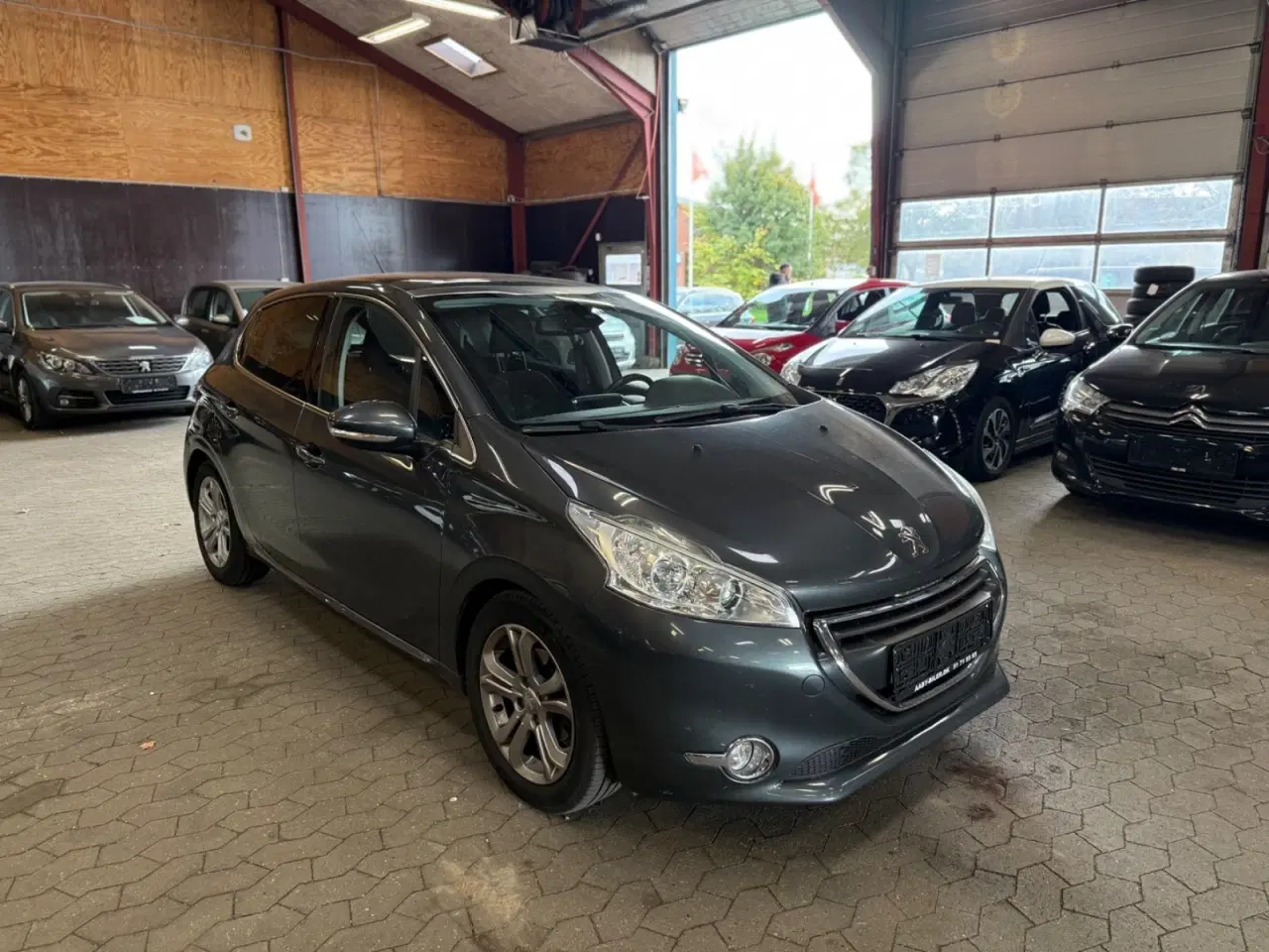Billede 3 - Peugeot 208 1,2 VTi 82 Supreme Sky