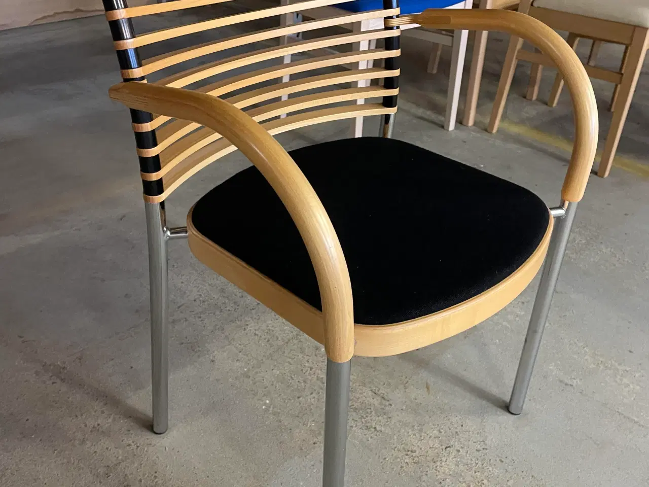 Billede 3 - Køb de sidste stole billig