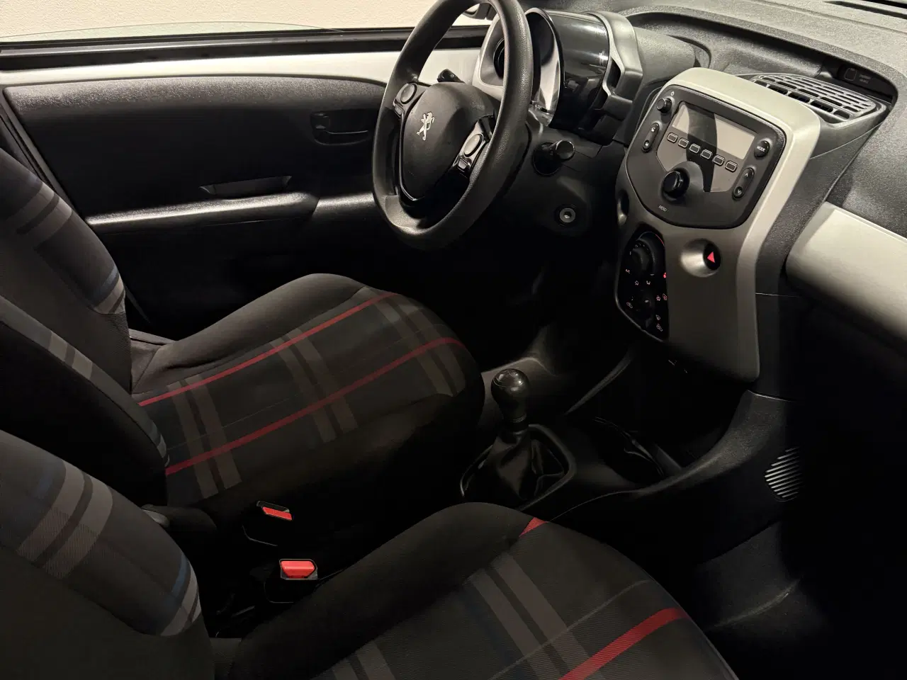 Billede 5 - Pegeout 108 E-VTI 5 dørs model active