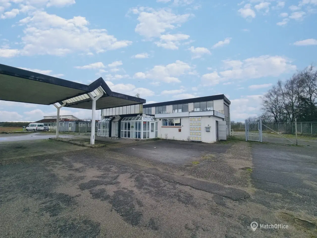 Billede 2 - Autoværksted / automobilforhandler