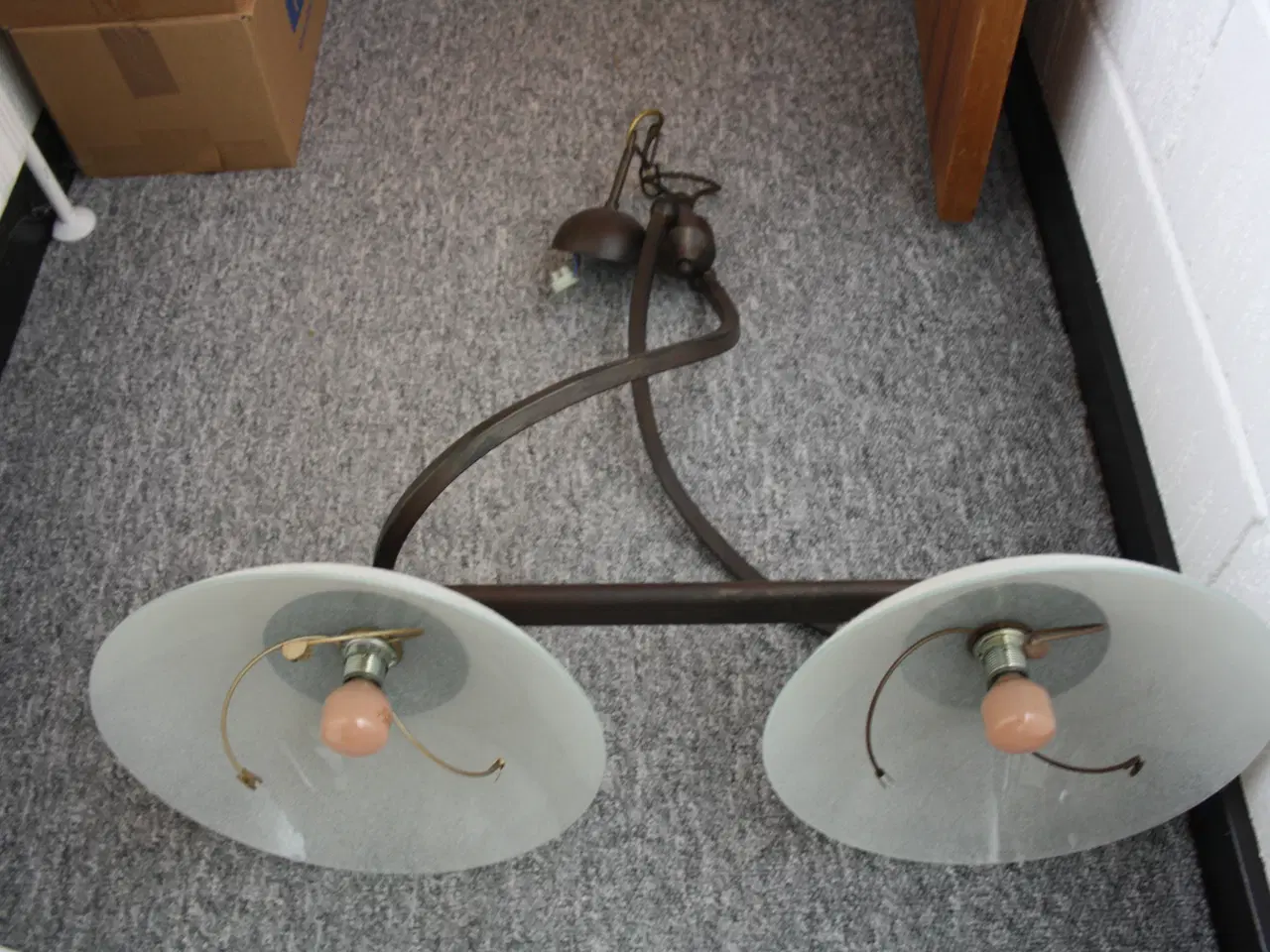 Billede 2 - Loftslampe i jern og glas