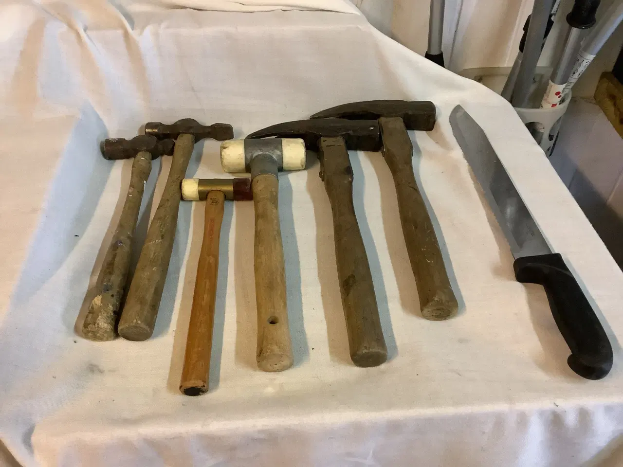 Billede 3 - Karmskruet, hamre, rockwool kniv 🔨🔩