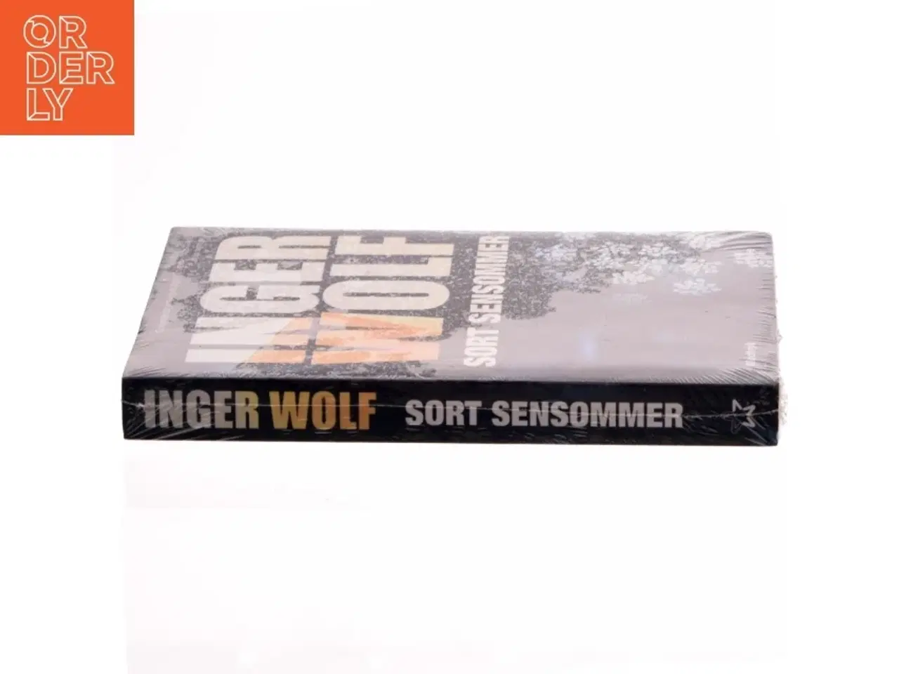 Billede 2 - Sort sensommer af Inger Wolf (Bog)