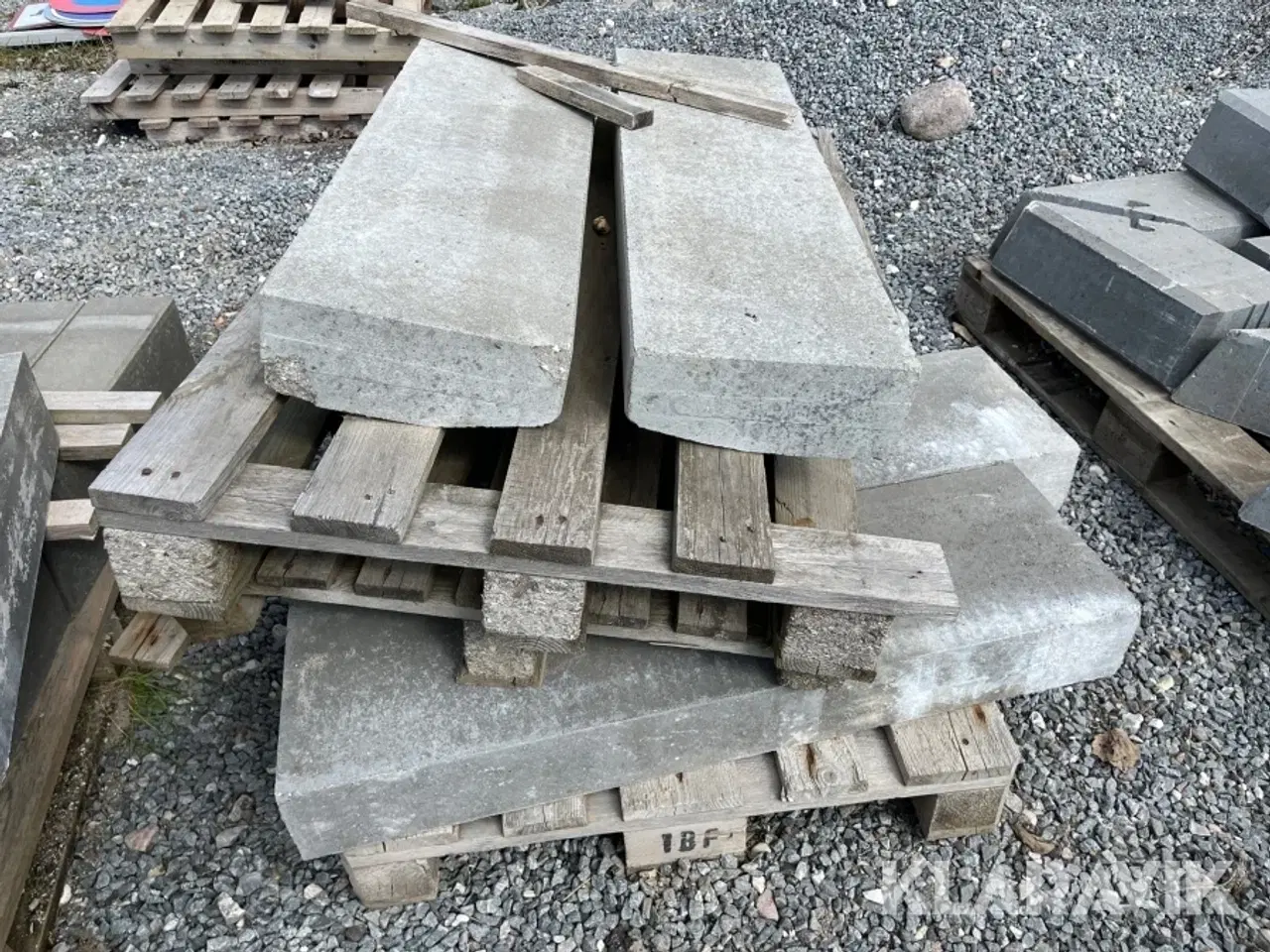 Billede 10 - Assorterede fliser og sten - 18 paller
