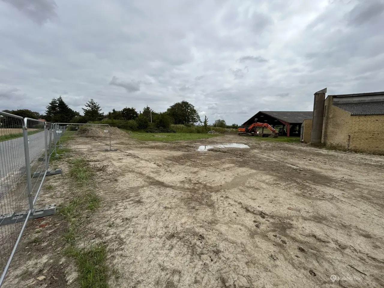 Billede 1 - Udenomsplads ved gammel teglværk