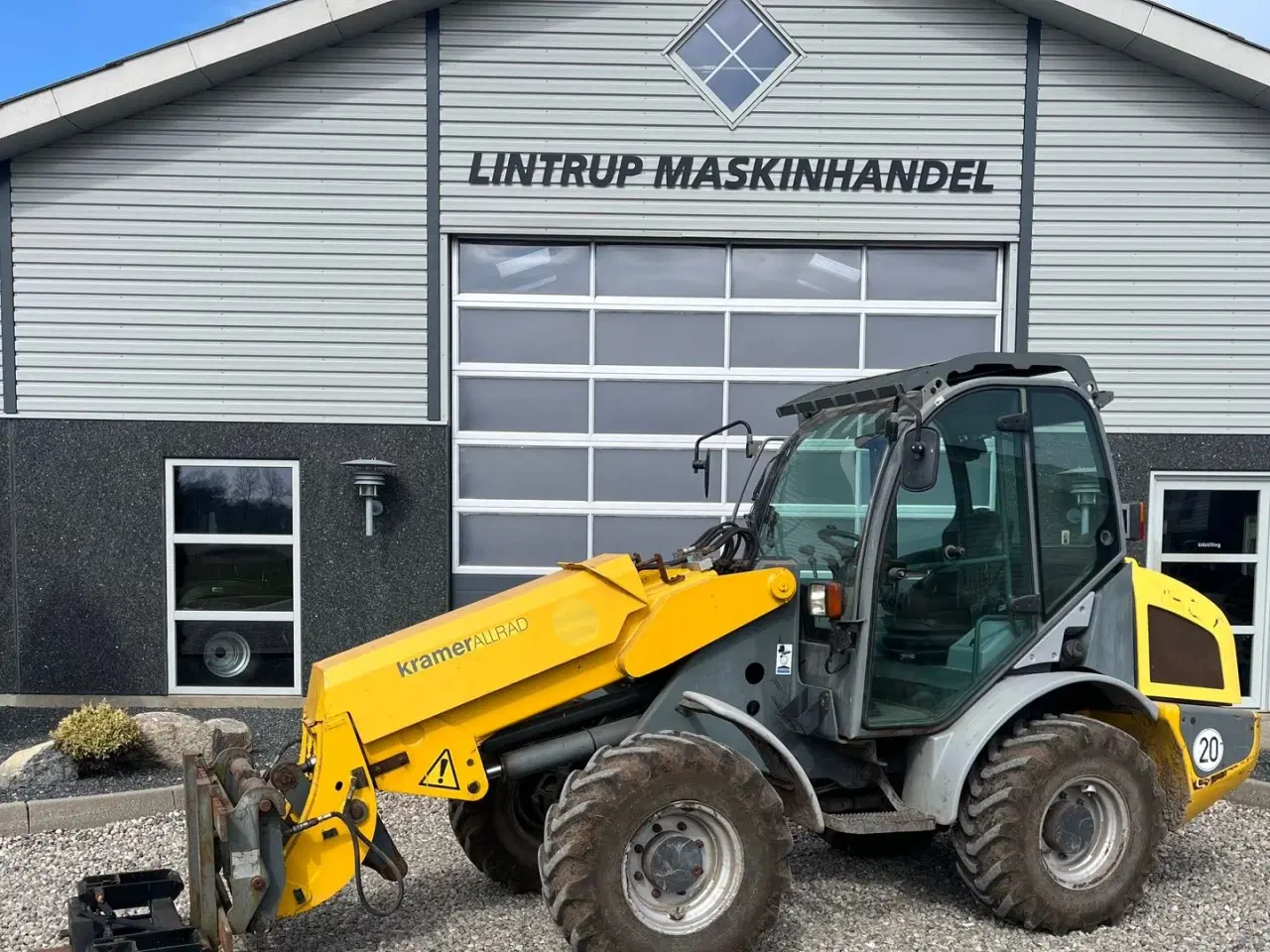 Billede 1 - Kramer 750T Allrad med pallegafler og adabter. Med teleskop-arm