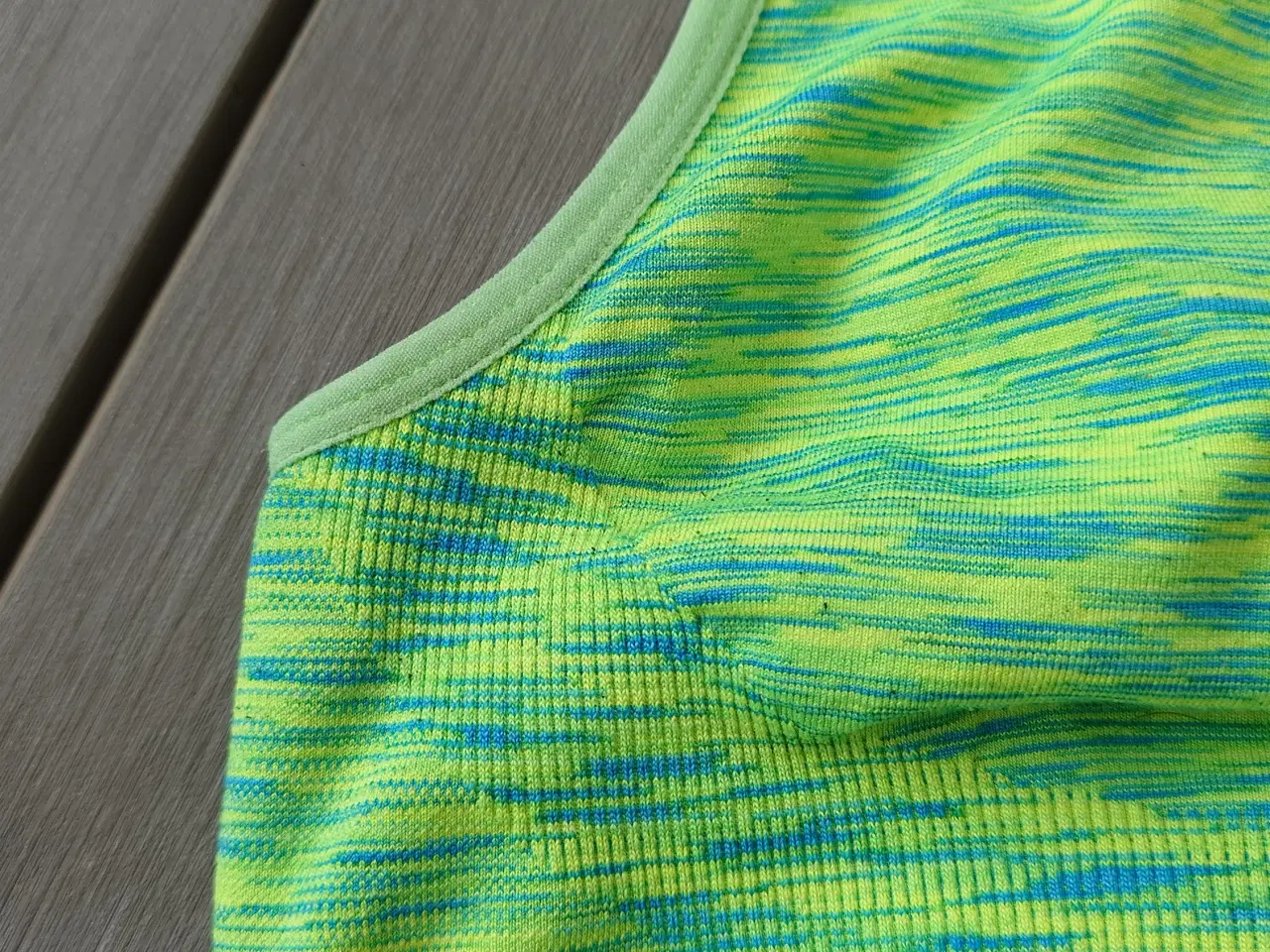 Billede 3 - Ny H&M sports top str l