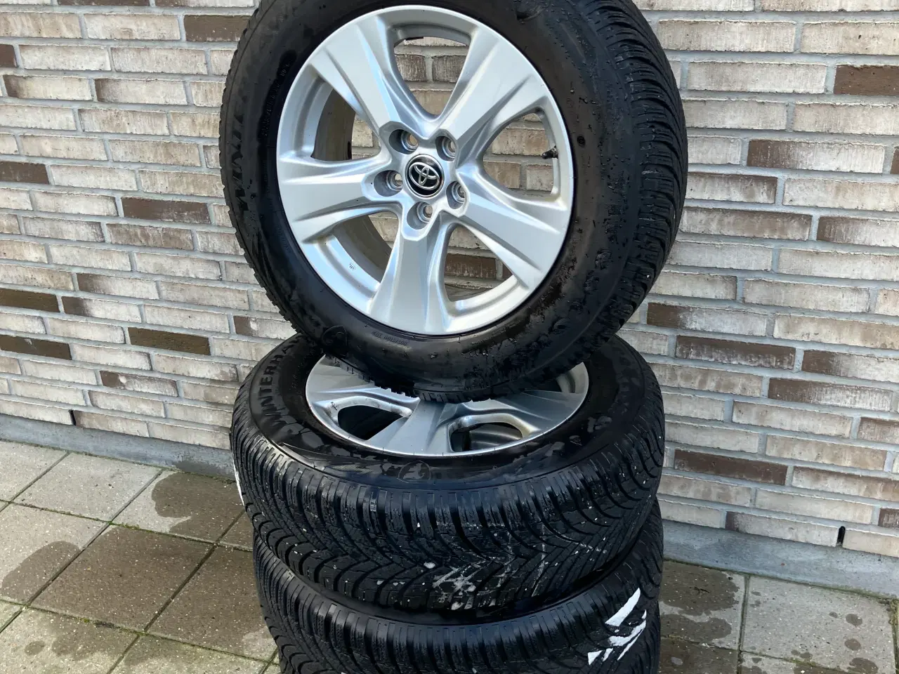 Billede 1 - Org Toyota Rav4 alufælge m Firestone vinterdæk 