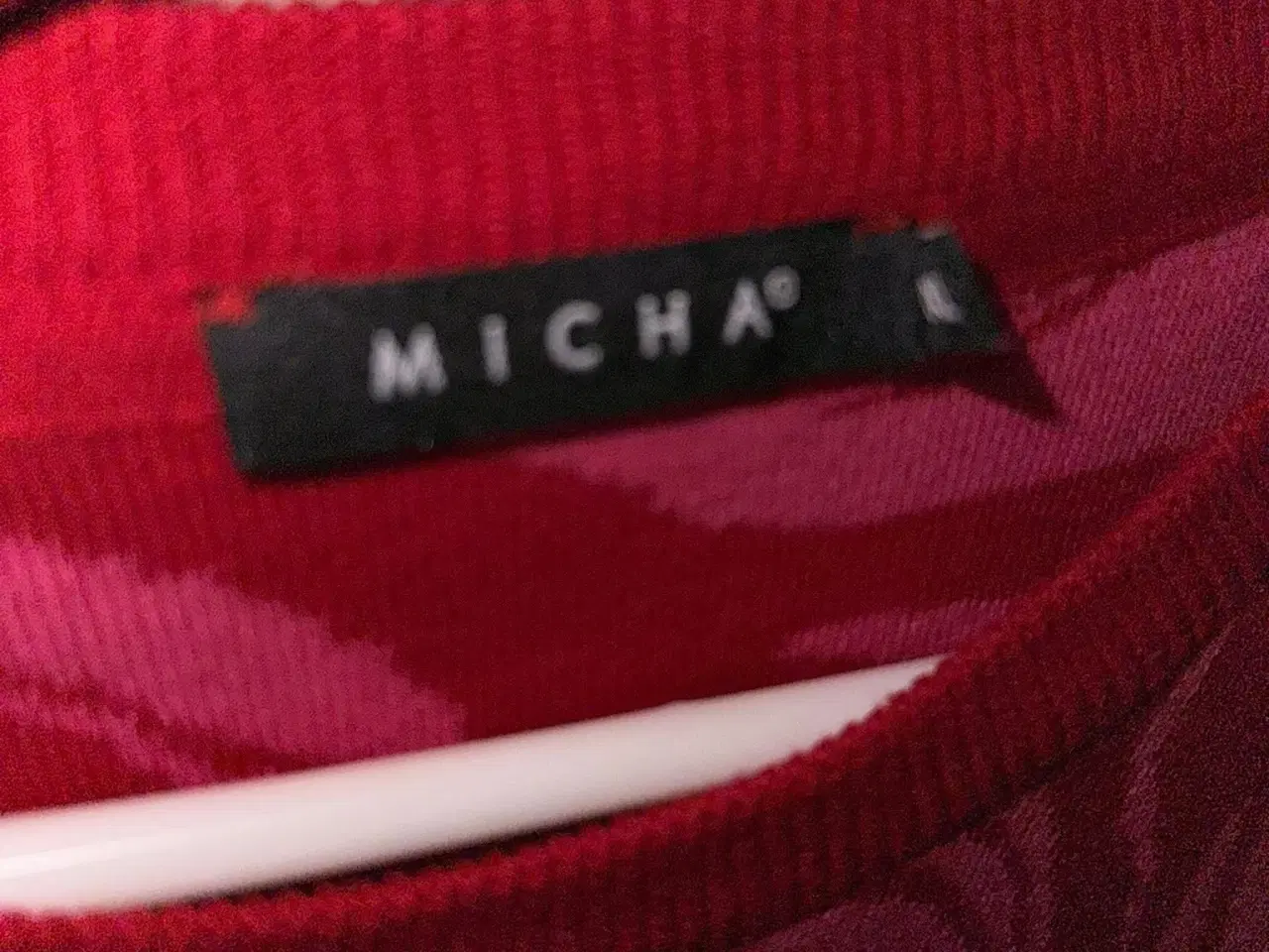 Billede 2 - Lang ærmet rød str 2 XL