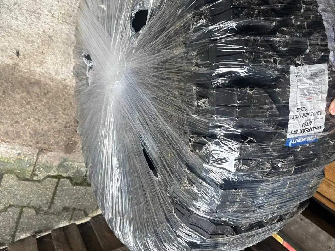 Billede 1 - Wildpeak m/T falken