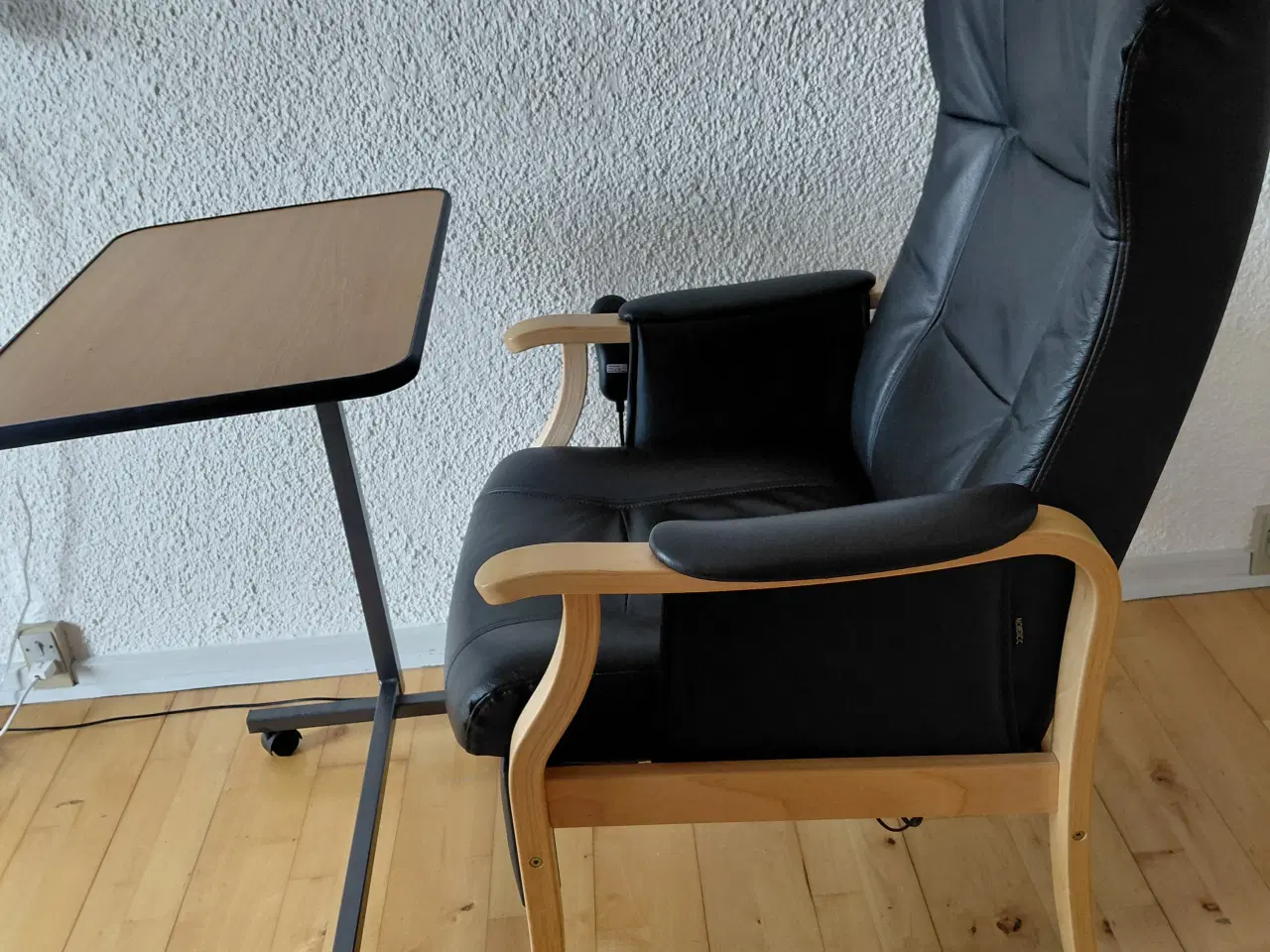 Billede 1 - Sengebord på hjul