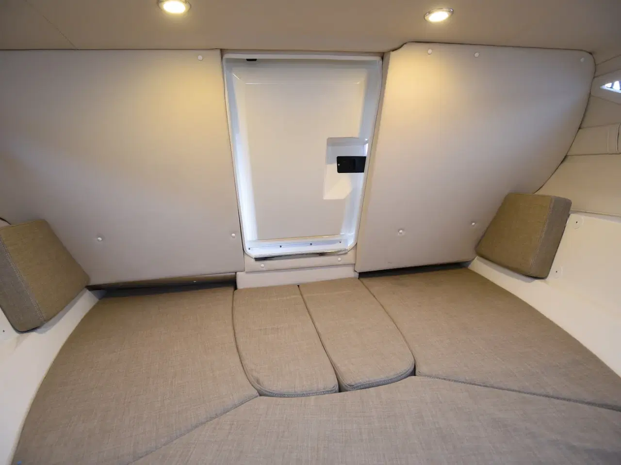 Billede 5 - Bayliner VR5 Cuddy med Mercury F200 XL-EFI DS V6 - inkl. udstyr - TILBUD
