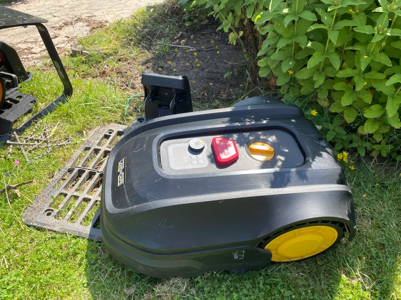 Billede 1 - Landxcape RobotplæneklipperLX 796