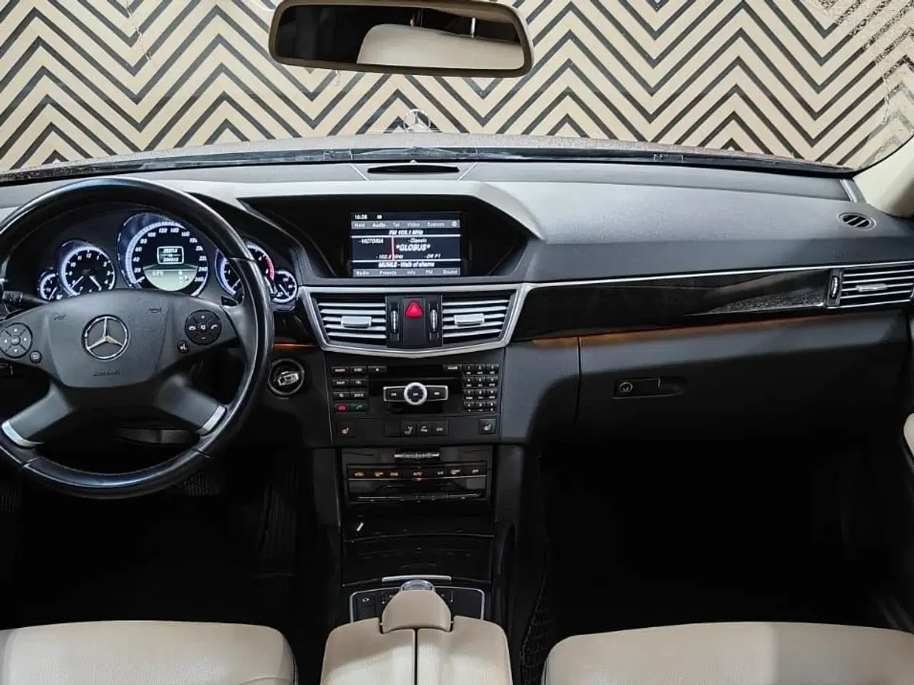 Billede 10 - Mercedes E220 2,2 CDi Avantgarde stc. aut. BE