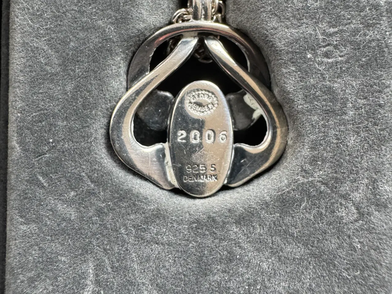 Billede 2 - Georg Jensen årssmykke 2006 i Sterling sølv