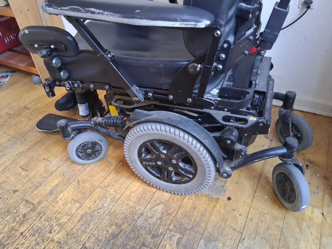 Billede 6 - El rullestol 