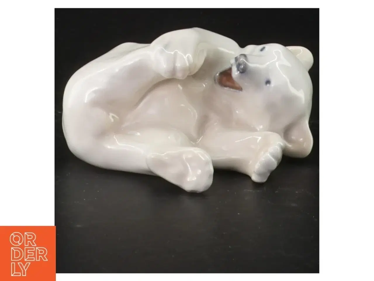 Billede 1 - Porcelænsfigur af legende isbjørneunge 729 fra Royal Copenhagen (str. 10 cm)