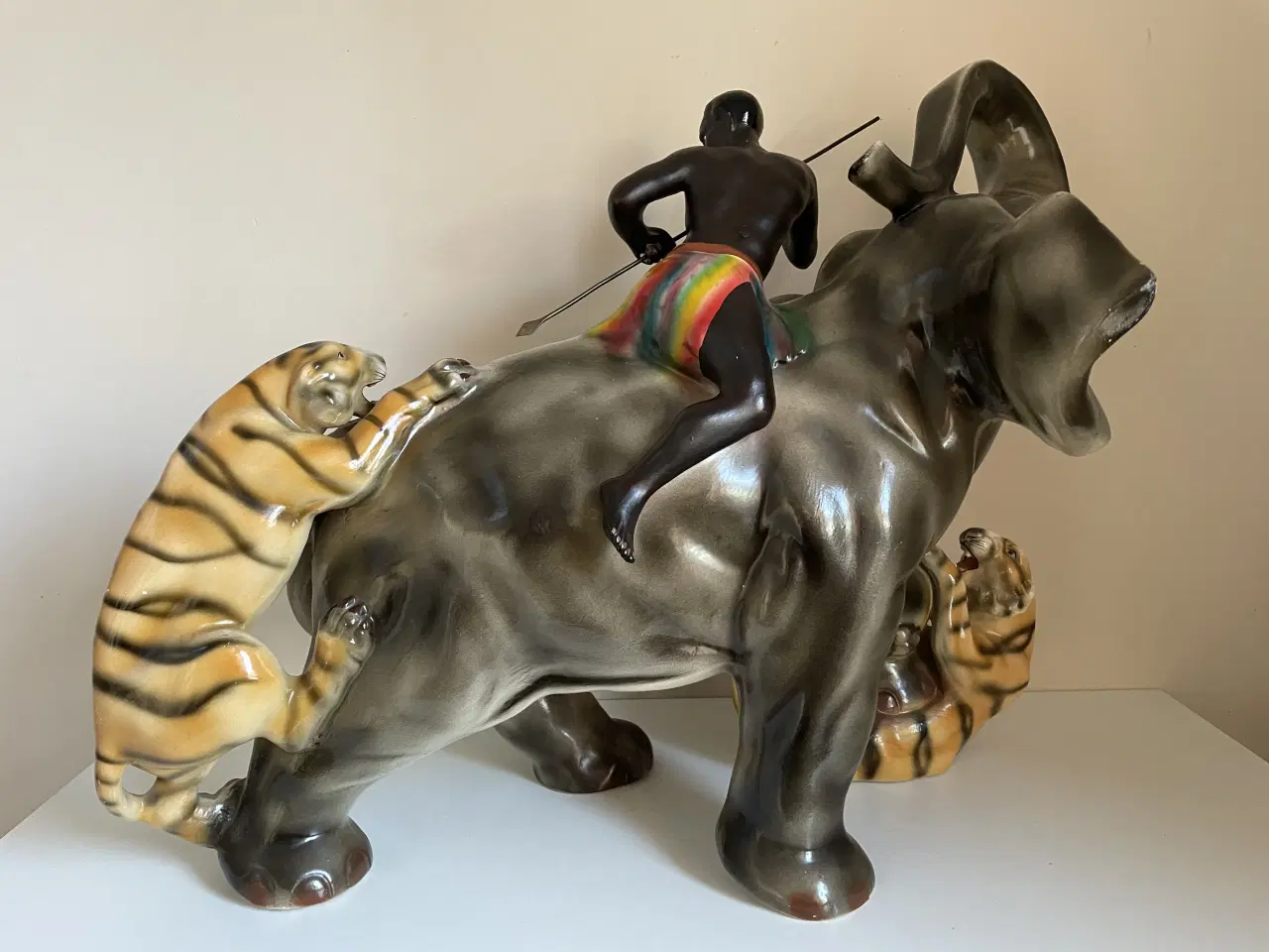 Billede 2 - Stor smuk sjælden portugisisk keramik figur fra 50