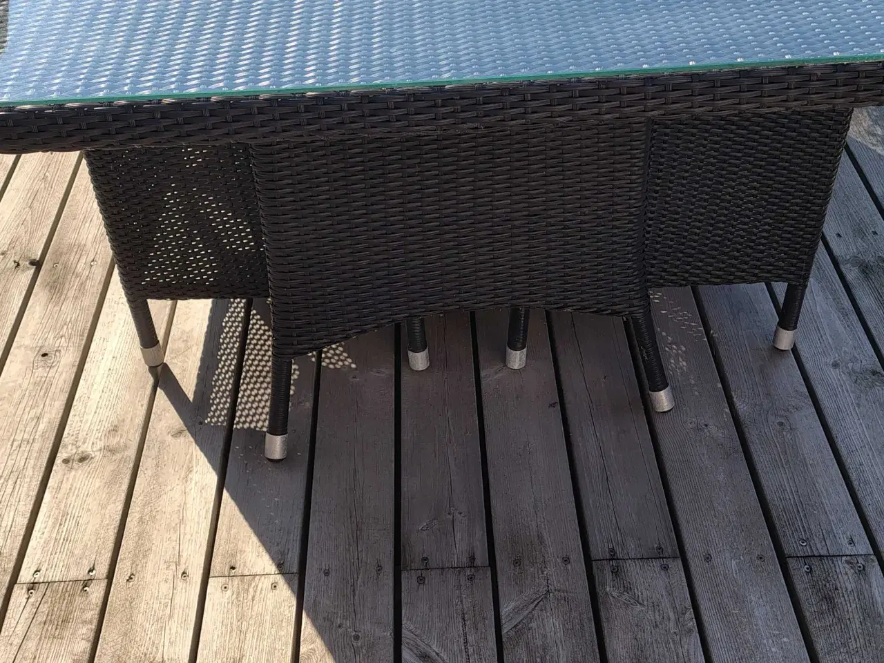 Billede 1 - Stort polyrattan havebord med glasplade