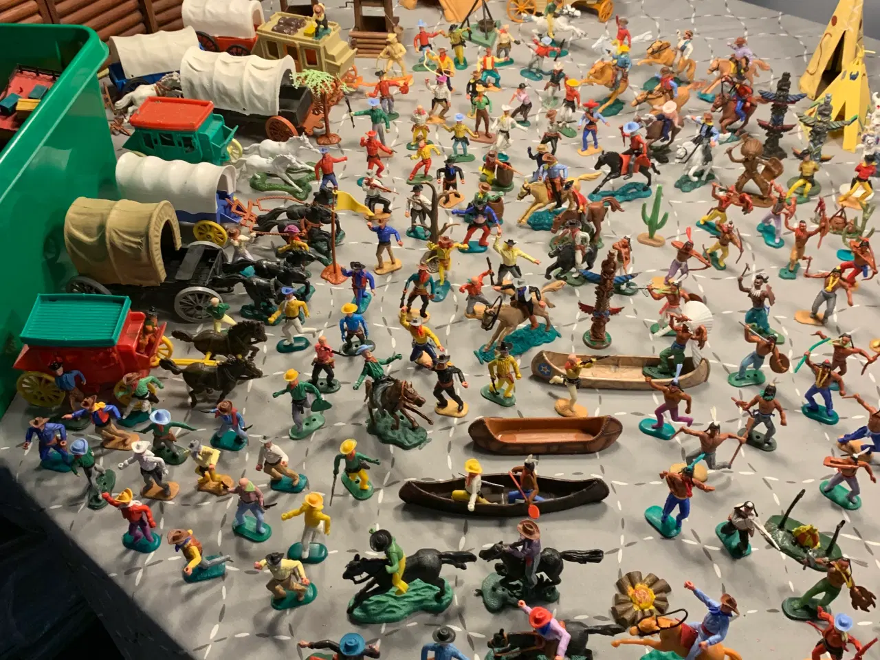 Billede 5 - Indianer, cowboys og huse