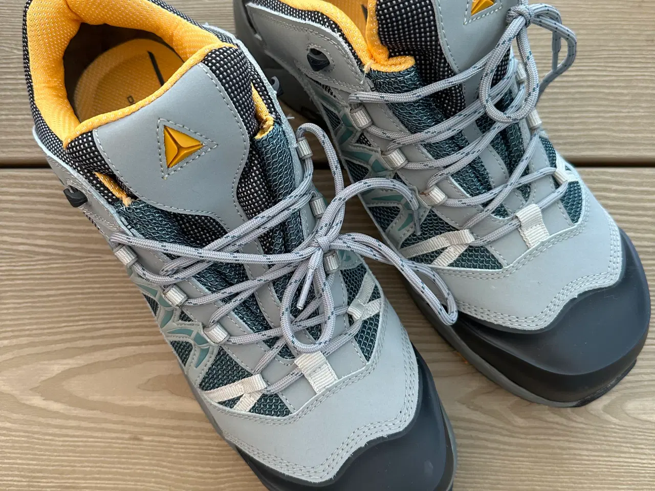 Billede 3 - Sikkerhedssko S1P Str. 47/12 Deltaplus X300 ISO 20