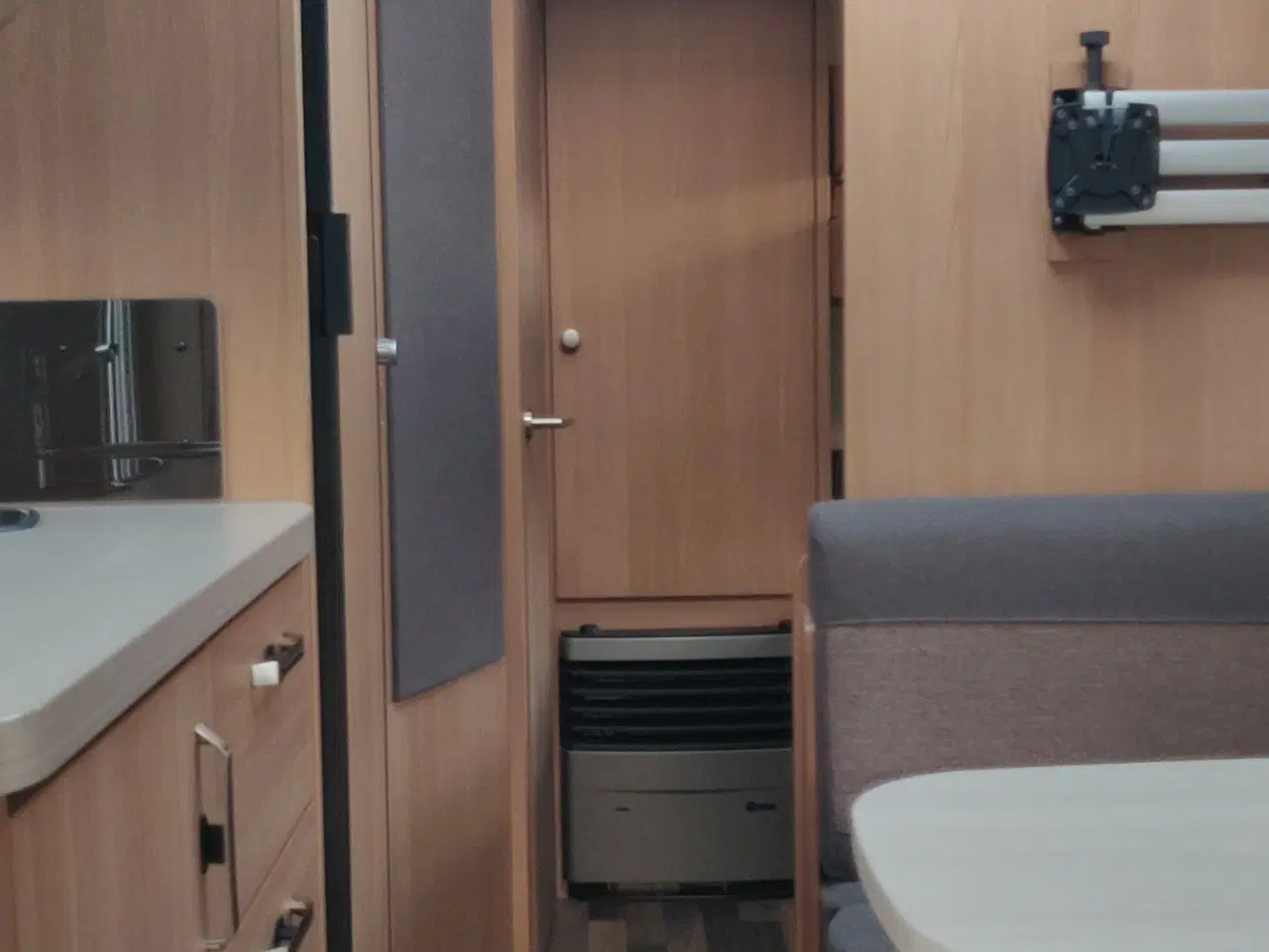 Billede 6 - Knaus Sport 500 KD 2017 – køjevogn med to køjer,