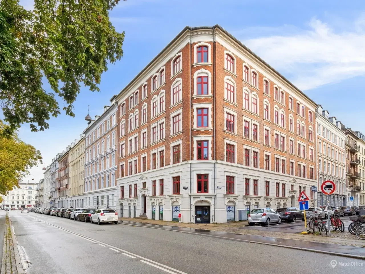 Billede 1 - Klinik, kontor eller atelier på Østerbro?