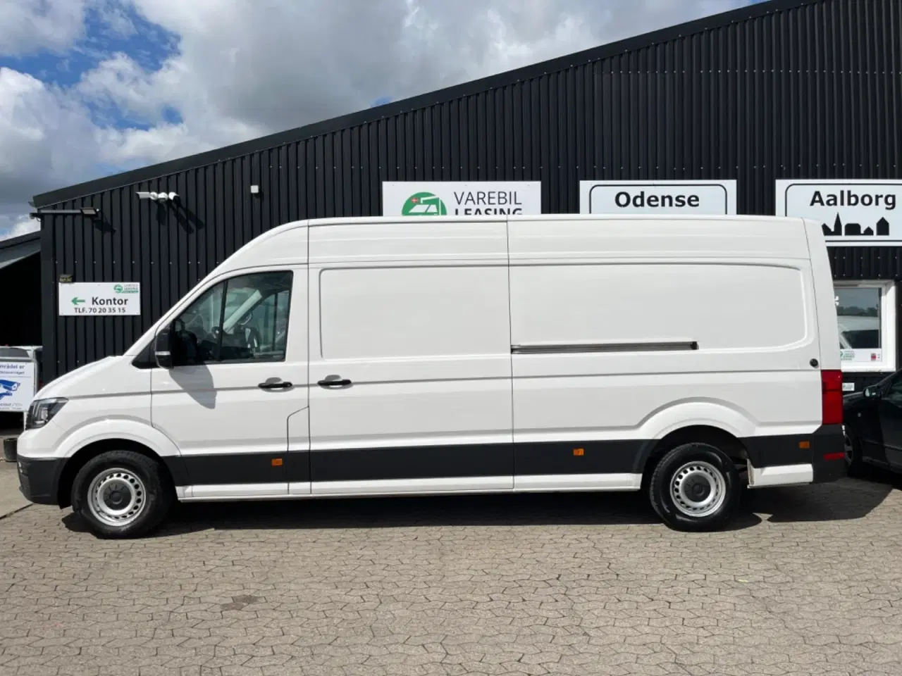 Billede 1 - VW Crafter 35 2,0 TDi 140 Kassevogn L4H3 aut.