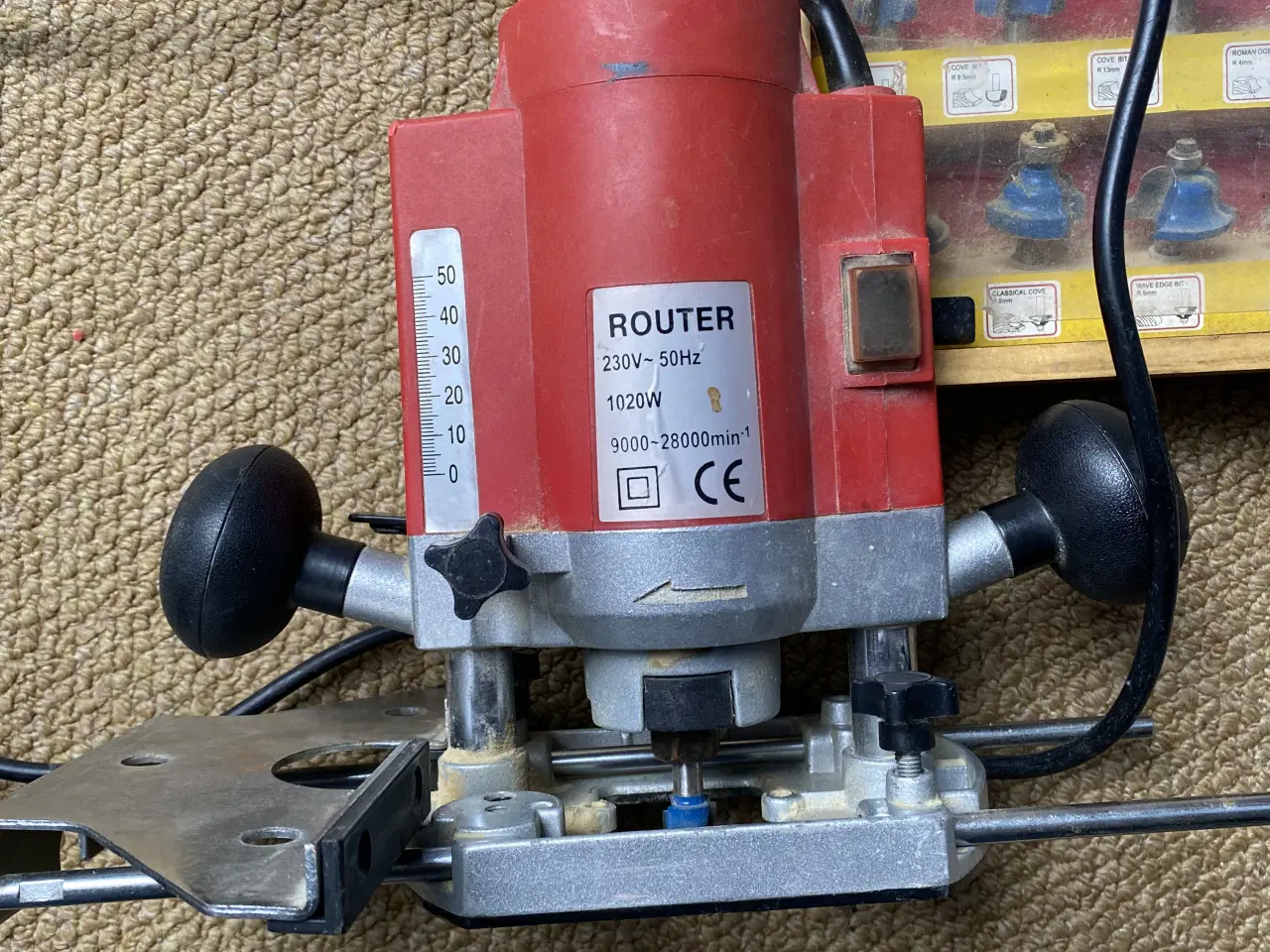 Billede 1 - Overfræser med tilbehør 