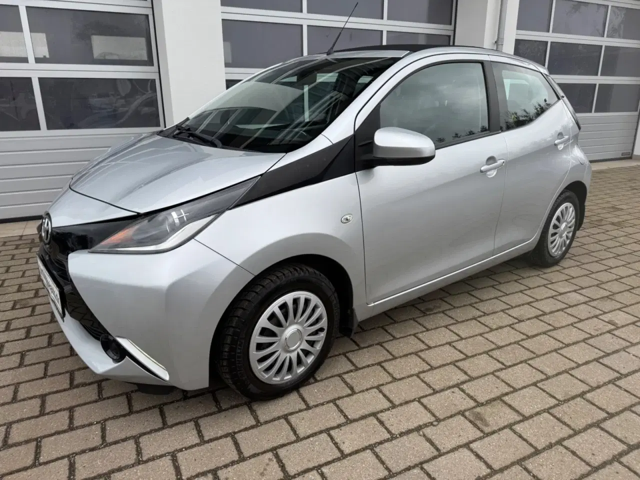 Billede 2 - Toyota Aygo 1,0 VVT-i x-wave x-shift Sky