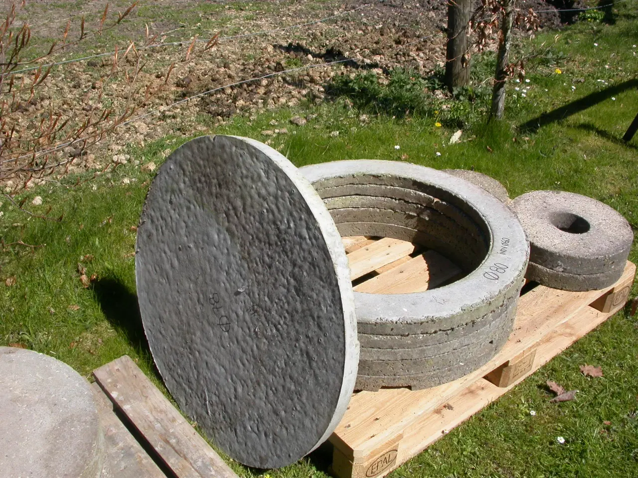 Billede 1 - Brøndringe