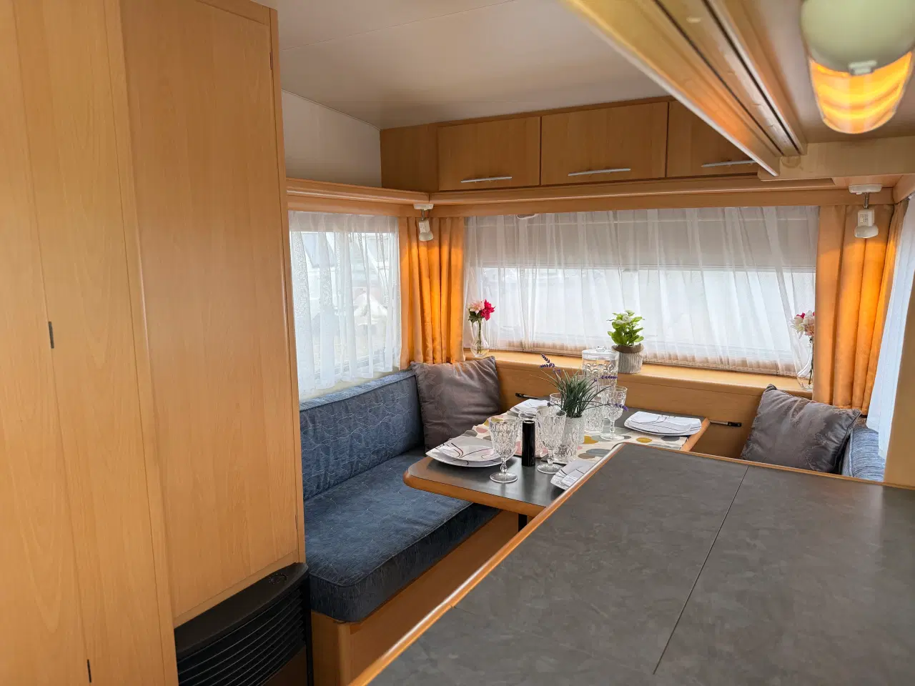 Billede 14 - 2004 Adria Altea 430 DD / Med Mover /Isabella Telt