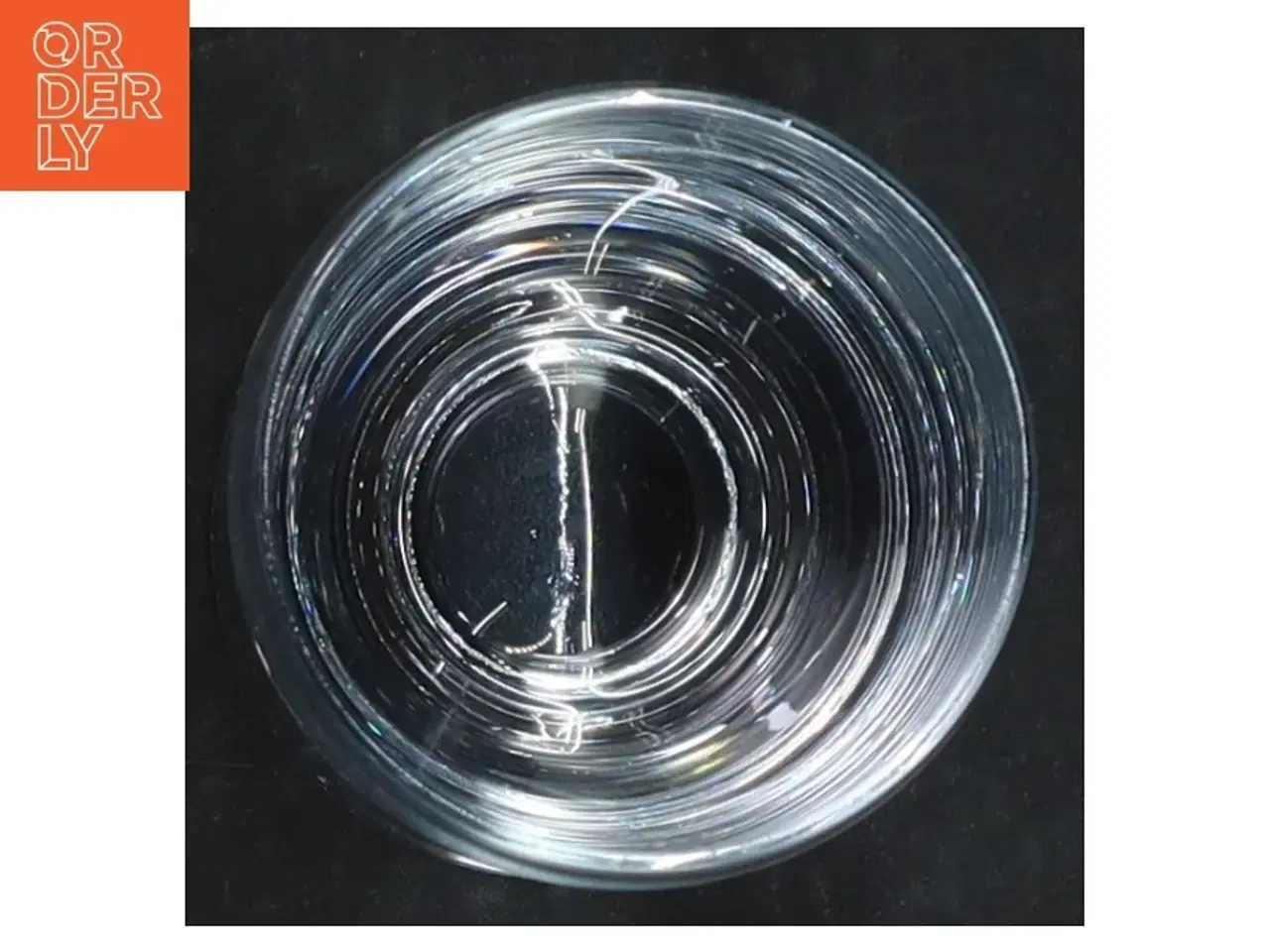 Billede 5 - Gennemsigtige glas med skulpturelt design (str. H. 11,5 cm. x ø. 6 cm)
