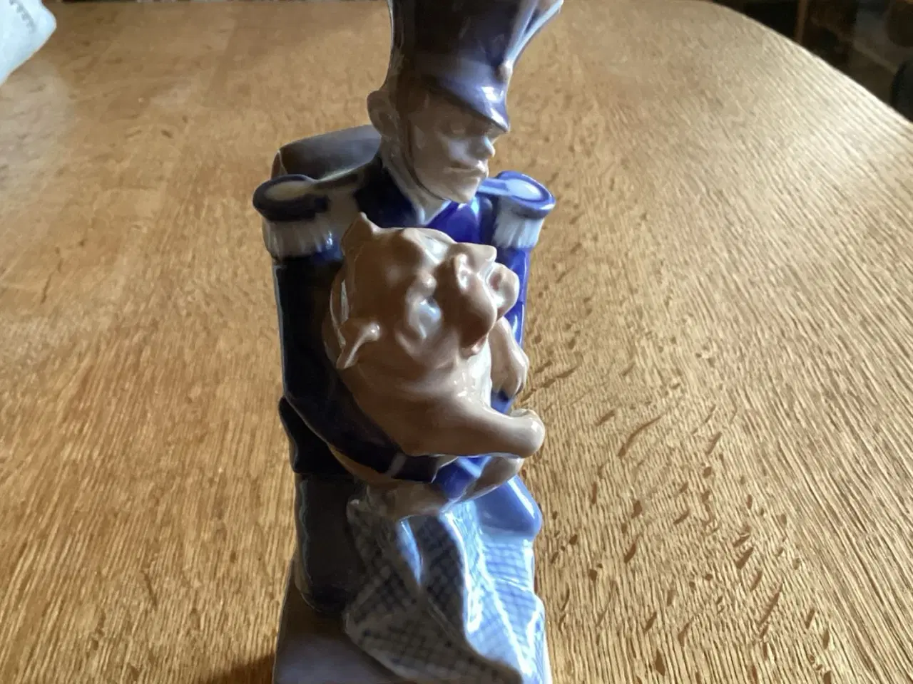 Billede 3 - Kgl Fyrtøjet Soldat med Hund