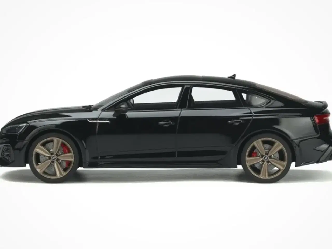 Billede 3 - 1:18 Audi RS5 Sportsback 2020