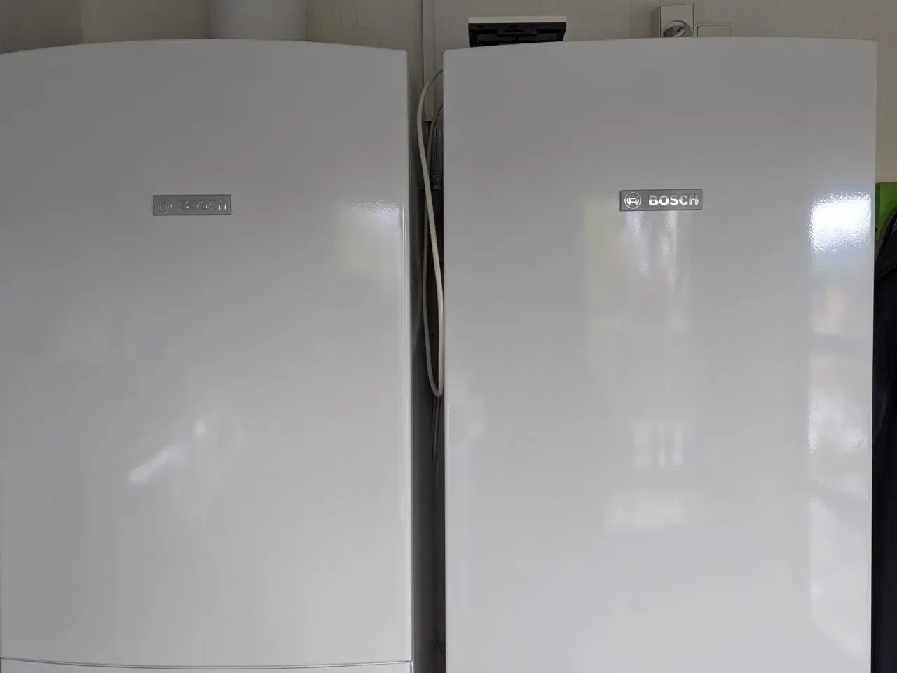 Billede 2 - Gasfyr + varmtvandsbeholder Bosch sælges