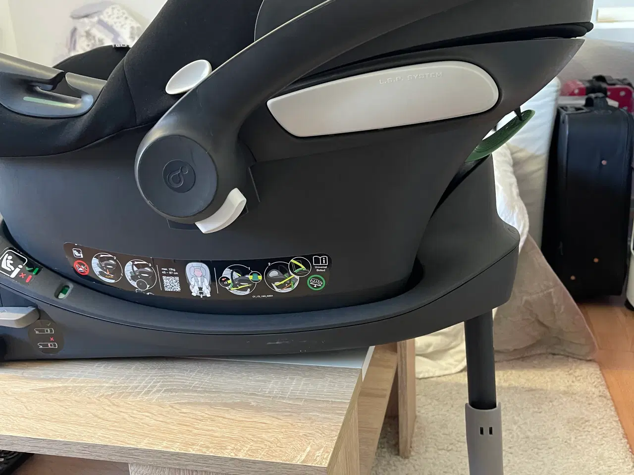 Billede 2 - Cybex Babystol 0-13 kg med base ,