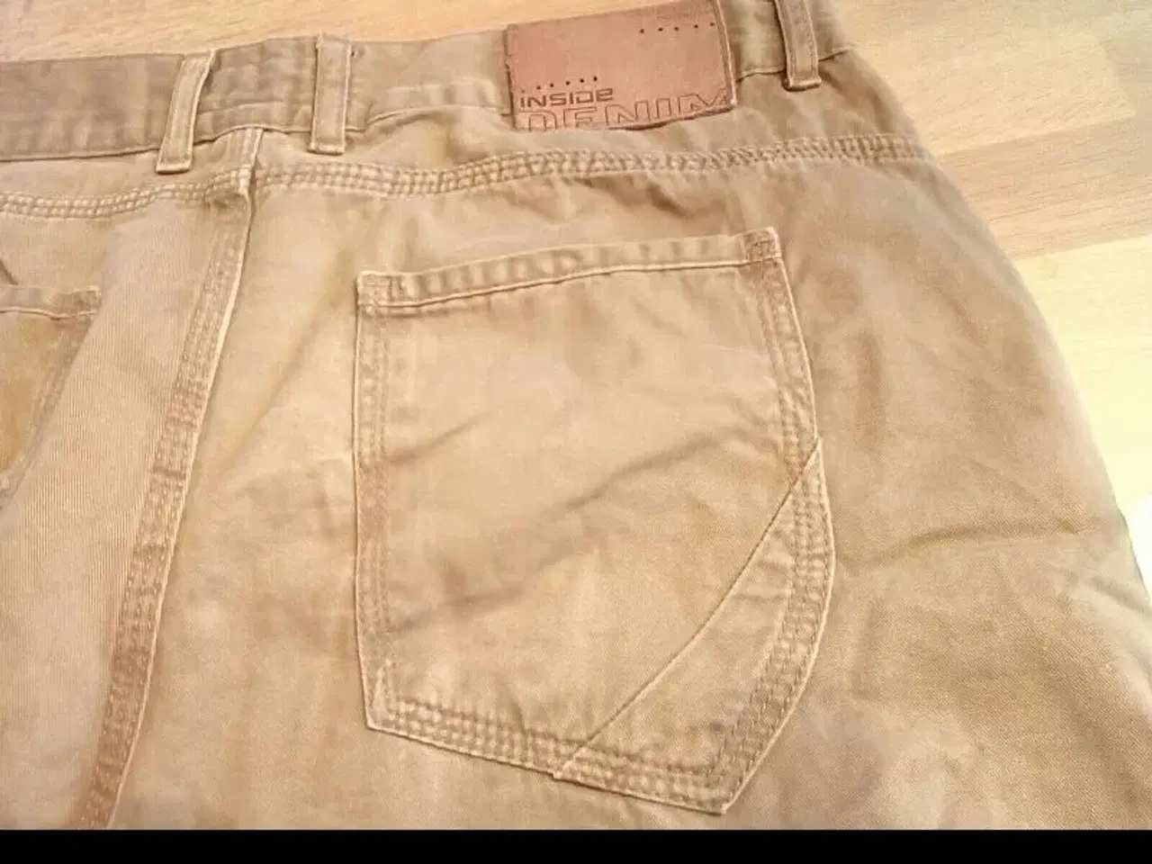 Billede 2 - 1 par beige herreshorts