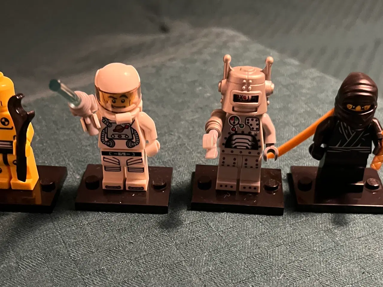 Billede 3 - Mini Lego figur serie 1 årgang 2010