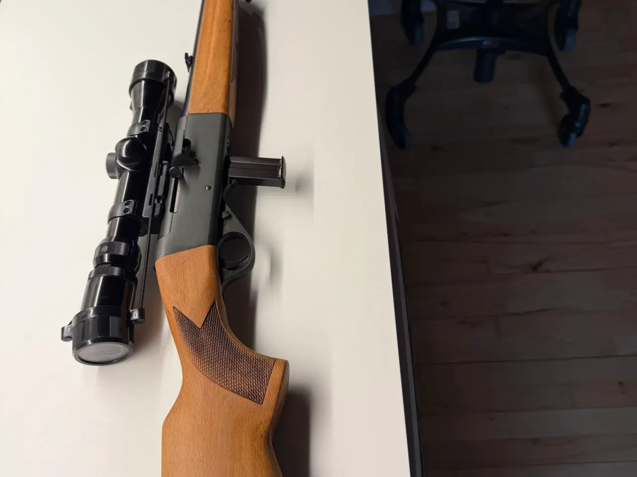 Billede 2 - Anschütz 520 cal 22lr halvautomat