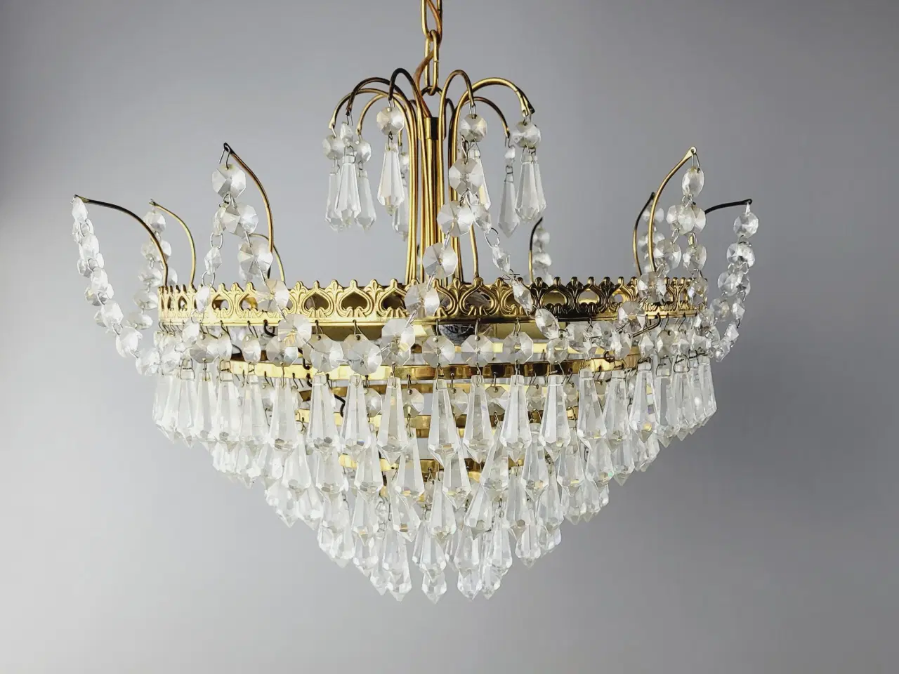 Billede 2 - ⭐️: Smuk Vintage Prismelysekrone i Messing